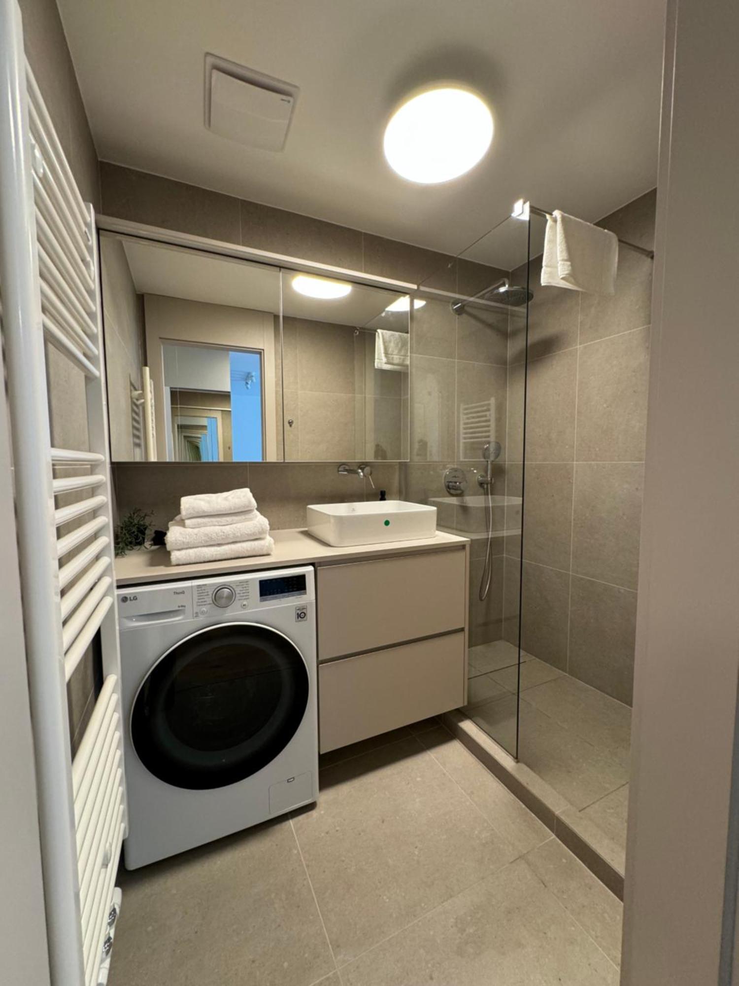 Aurora Apartments Bratislava Eksteriør bilde